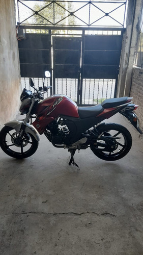 Yamaha 150 Fz.