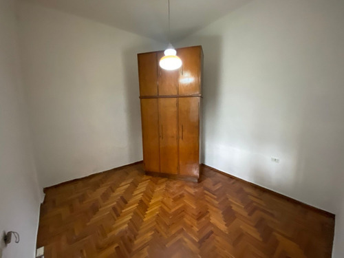 Imagen 10 de 12 de Dto Tipo Casa 3 Amb Al Fte. Con Garage En Veta En Lanus Este (429)