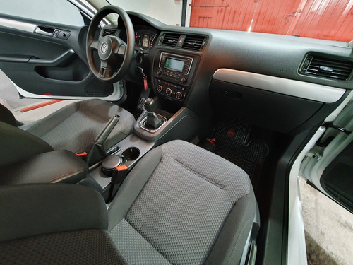 Volkswagen Vento Tdi 2.0 Advance 2014 Diesel Smart Garage!!!