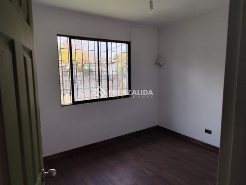 Casa En Venta De 3 Dorm. En Ñuñoa