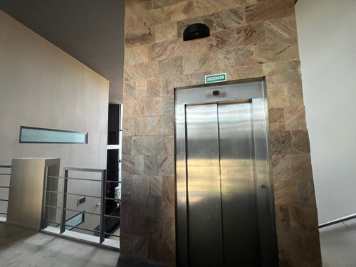 Exclusivo Depto En Venta En Carpinchos De Otamendi Luxury Residencial