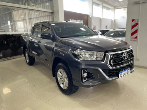 Toyota Hilux Sr 4x2 Manual Año 2020 Color Gris Todoautos