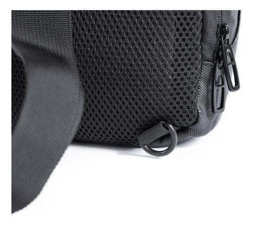 Mochila Masculina Transversal Resistente Agua Advanced Preta Cor Preto