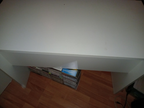 Escritorio Melamina 1 Cajón 1 Metro De Ancho Blanco (Usado)
