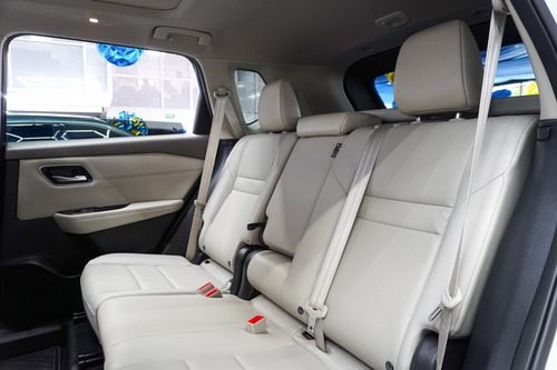 Nissan X-Trail 2.5 Platinum 2 Row Cvt