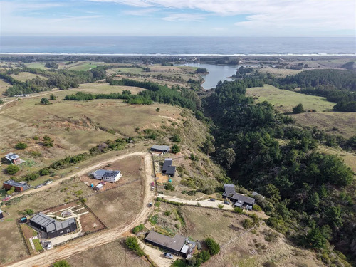 Espectacular Terreno En Venta, Pichilemu, Con Vista Al Mar