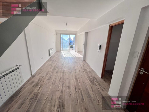 Imagen 4 de 29 de Departamento - La Plata