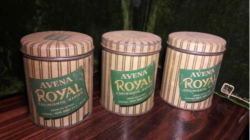 Antiguas Latas Mateo Brunet Avena Royal, Sanas.