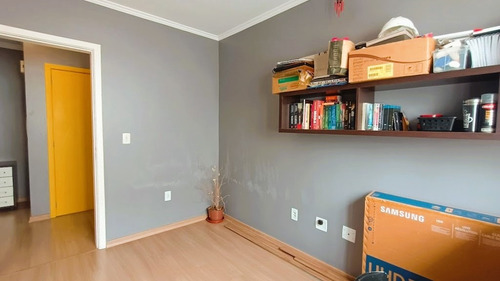 Apartamento Para Venda, Bairro Jardim Botânico Com, 2 Dormitórios, 1 Banheiro, 1 Vaga De Garagem, Semimobiliado.