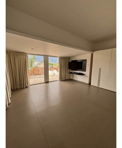 Alquiler Casa 500m2 Caurimare 8408