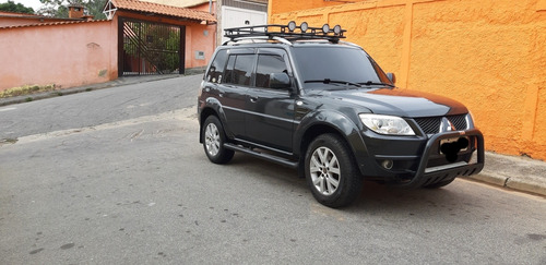 Mitsubishi Pajero Tr4 2011 2.0 Flex 5p