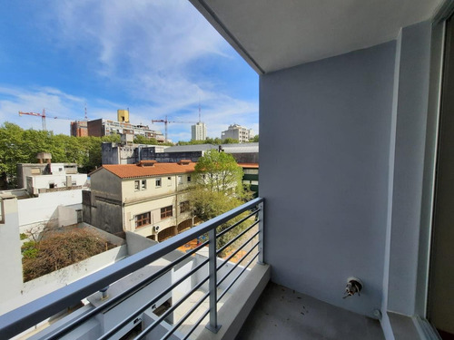 Imagen 4 de 13 de Apartamento 1 Dormitorio Cordón A Estrenar!