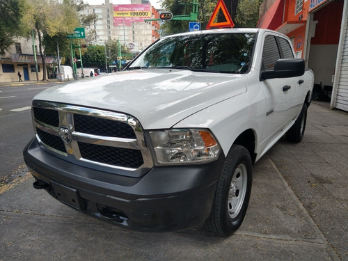 Imagen 9 de 9 de Dodge Ram 1500 2016 Slt V6 4x4 Crew Cab