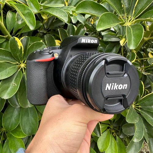 Cámara Nikon D3500 Con Lente 18-55mm
