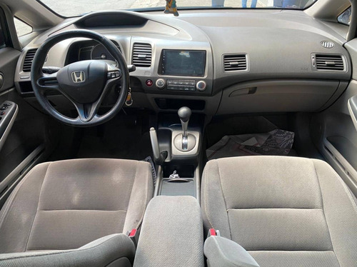 Imagem 4 de 8 de Honda Civic 1.8 Lxs 16v Flex 4p Automático