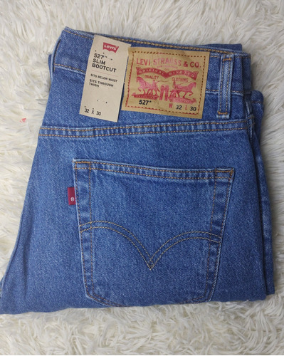 Pantalón Levi's (1) 527 Slim Bootcut 32x30