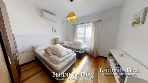 Moderna Residencia En La Posta Del Cangrejo- Ref: 640