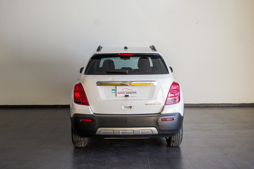 Imagen 18 de 18 de Chevrolet Tracker 2015 1.8 Ltz Fwd Mt 140cv Pfa