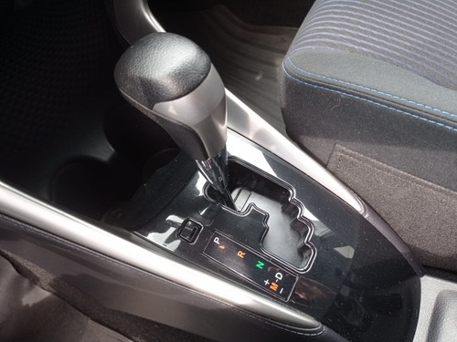 Imagem 10 de 11 de Toyota Yaris Yaris 1.3 Xl Aut