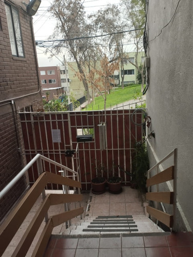 Departamento En Vital Apoquindo/pasaje Olga