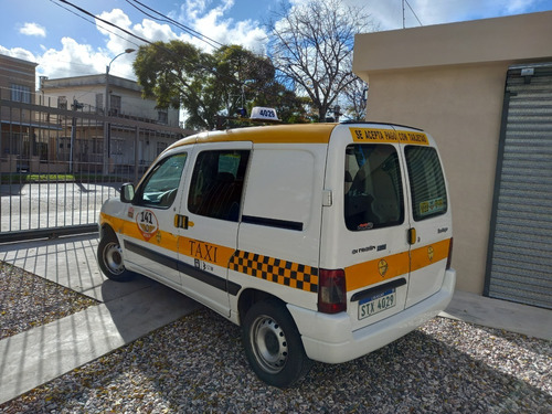 Venta Taxis Con Vehiculos Y Permisos