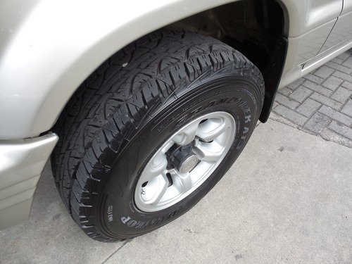Mitsubishi Montero 2.4 V11 4x4 Mt