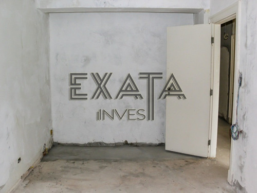 Imagem 3 de 30 de É Importante Destacar Que Este Apartamento É Entregue Totalmente Reformado, Após Revisão E Manutenção Completa. Fo Renovado Toda A Pintura Das Paredes, Forros E Portas, De Modo A E - Ap00921 - 700847