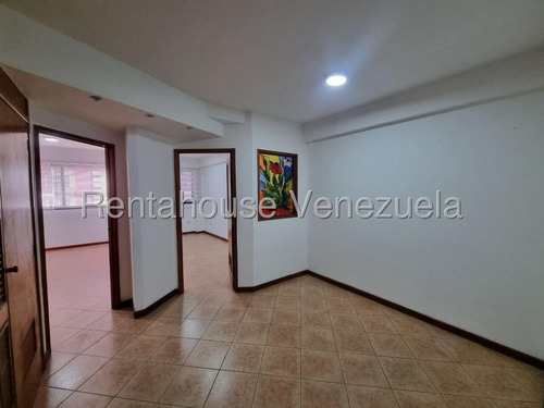 Rahdeleste 25-9296 Oficina De Oficina En El Centro De La Ciudad De Barquisimeto En Comodo,moderno Y Seguro Edificio