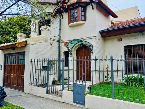 Imagen 1 de 11 de Casa Venta En Castelar Norte