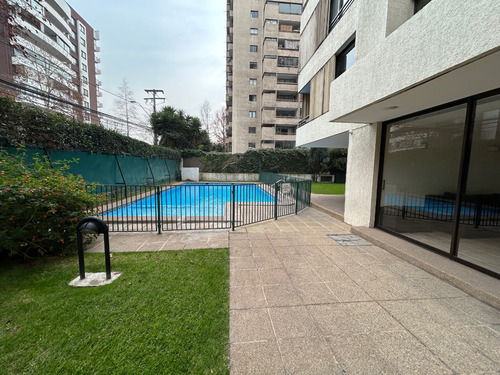 Metro Manquehue; Est. Español; D.bondi 930; 2d+2b+e+b; Codjc