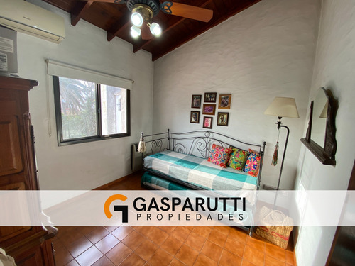 Casa En Venta En Aranjuez Country Club, 4 Dorm. Con Pileta!