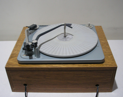 Antigo Toca-discos Telefunken Automático Todas As Rotações Cinza (Usado)