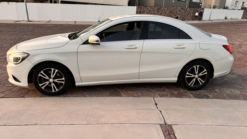 Mercedes-Benz Clase CLA 1.6 180 Cgi Mt