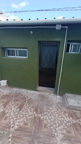 Moderna Vivienda A Estrenar En La Calle Santa Lucía