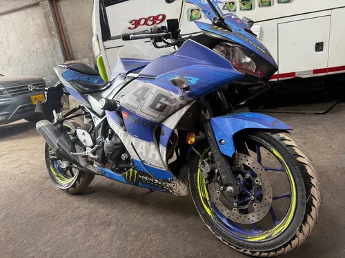 Yamaha R3 2017