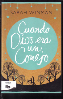 muñeco de conejo