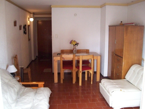 Imagen 4 de 6 de Departamento 1 Ambiente 124 Y Playa, Villa Gesell