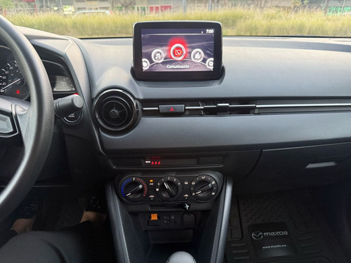 Mazda Mazda 2 2024