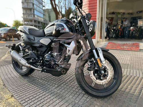 Imagen 9 de 16 de Gilera Ac4 Cafe Racer 2022 Voge Scrambler Ahora 12 18 Loncin