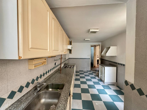 Impresionante Casa En Exclusivo Barrio De Punta Chica!