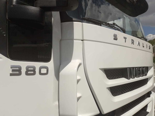Imagem 15 de 15 de Stralis 380 6x2