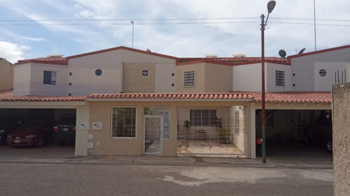 Imagen 2 de 10 de Quinta En Venta En La Morita 1 Maracay // 04243385555