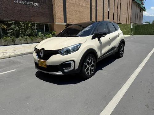 Renault Captur 2.0 Intens Automática