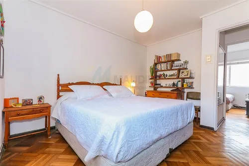 Departamento En Venta De 2 Dorm. En Providencia
