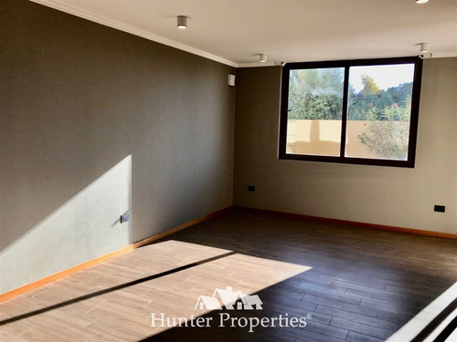 Departamento 2d, En Primer Piso, Con Patio En Venta En Talca