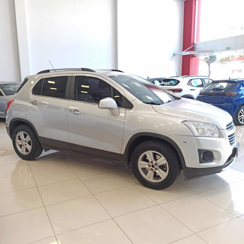 Imagen 12 de 15 de Chevrolet Tracker 1.8 Ltz 2017