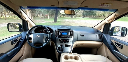 Hyundai Gran Starex 2.4 Vidriada 9 Pasajeros