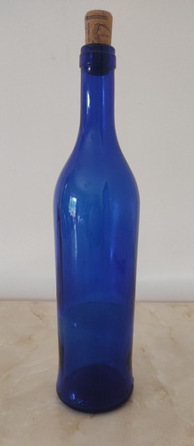 Botella Azul (solarizar Agua O Decorativa) 750 Ml. C/corcho