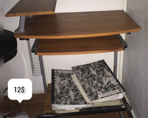 Imagen 3 de 6 de Mesa Pequeña Varias Plástica