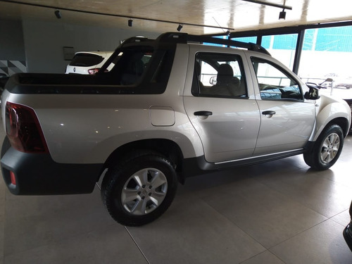 Renault Duster Oroch Dynamique 1,6 2021 Seminuevo Contado
